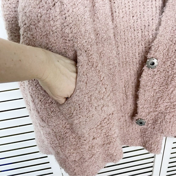 Free People oversized fuzzy cardigan - Picture 6 of 8